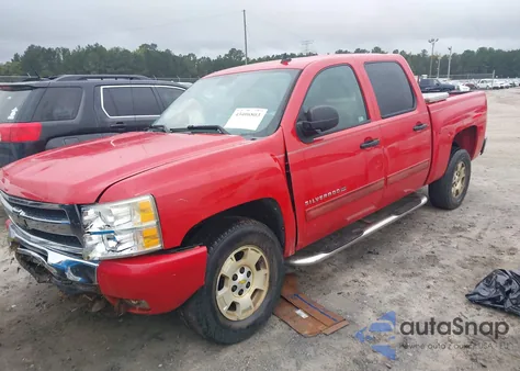 2010 Chevrolet Silverado 1500 Xtra Fuel Economy from USA, damaged, VIN 3GCRCSE38AG196117